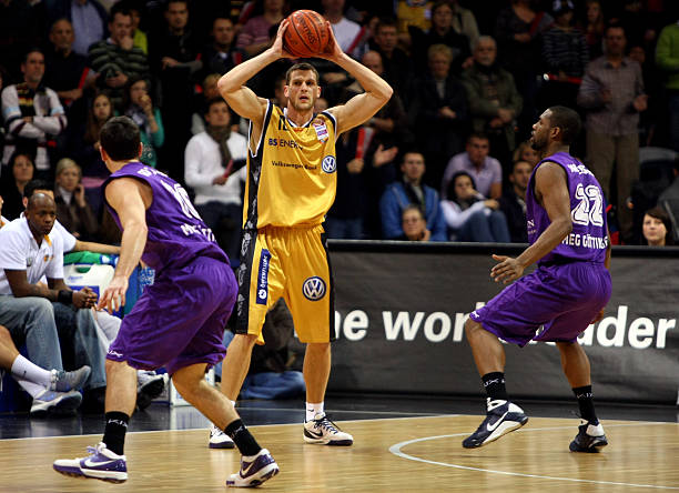 盟改变了球 盟改变了球